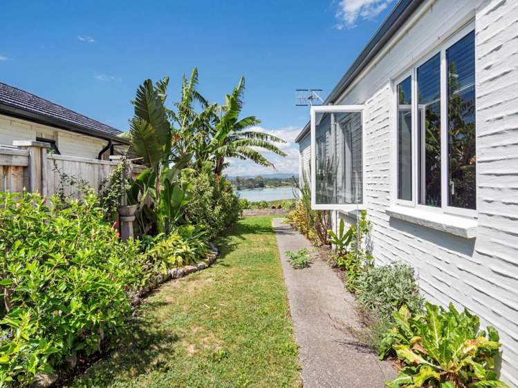 6 Edmondson Lane Omokoroa_13