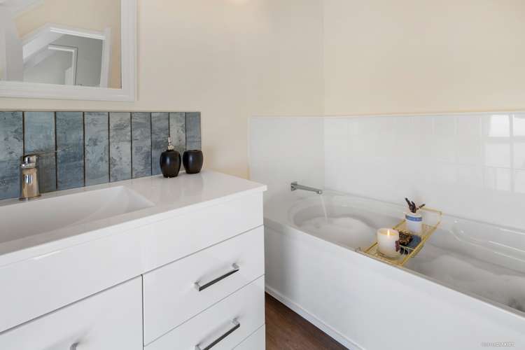 1215 Kohekohe-Karioitahi Road Pollok_12