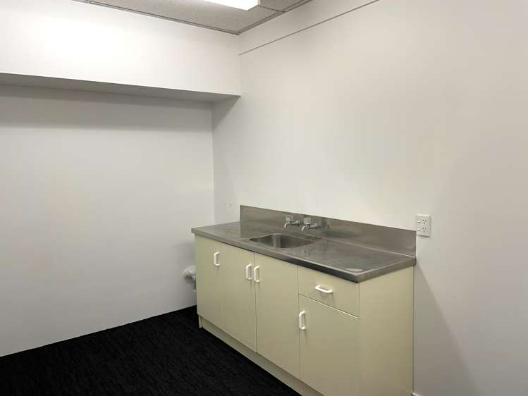 5A/100 Fitzgerald Avenue Central Christchurch Central_5