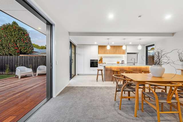 1 & 2/14 Grange Street Hillsborough_4