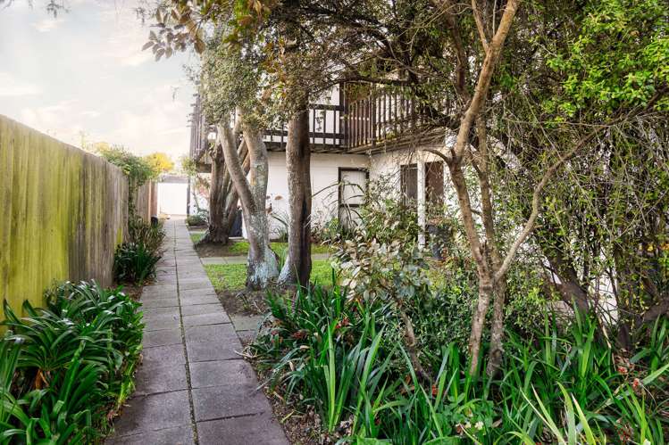 7/25 Winchester Street Merivale_13