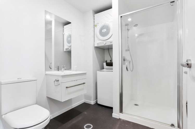 704/20 Mccrae Way New Lynn_9