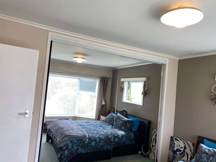 13 Sylvan Crescent Te Atatu South_5