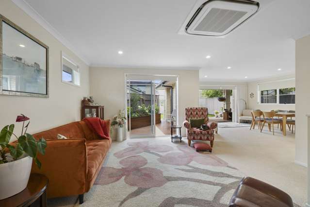 LOW MAINTENANCE, EASY LIVING!