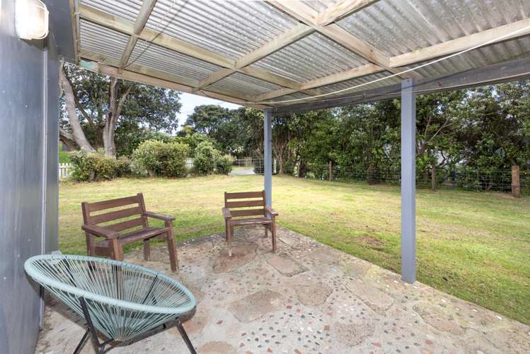 5 Bayly Street Baylys Beach_25