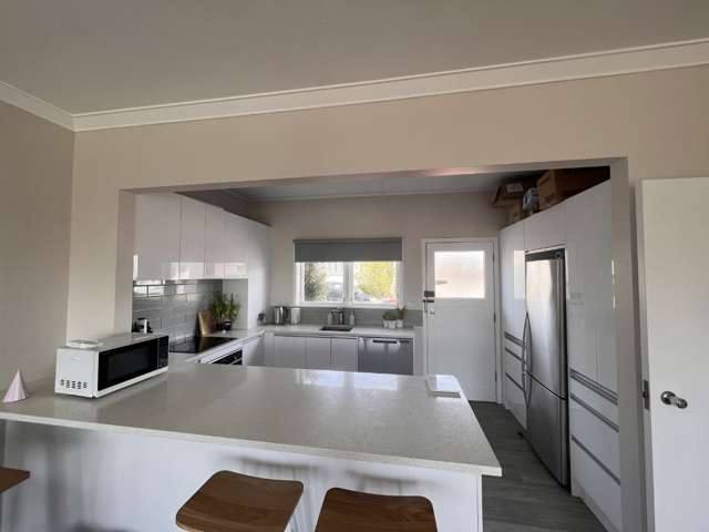 76b Thompson Street Mount Cook_1