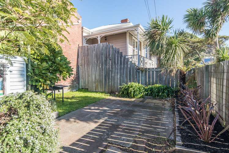 234 Adelaide Road Newtown_15