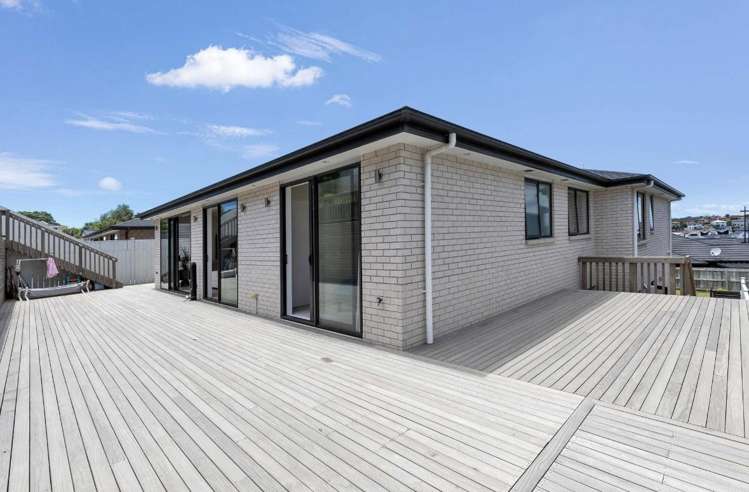 31 Surf View Crescent Red Beach_20