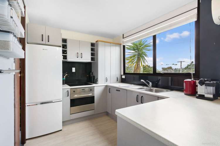 29 Abbotleigh Avenue Te Atatu Peninsula_5