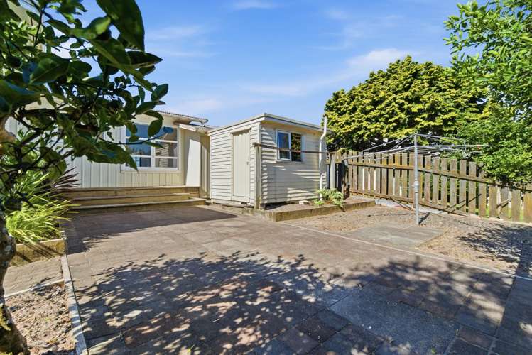 684 Papamoa Beach Road Papamoa Beach_16