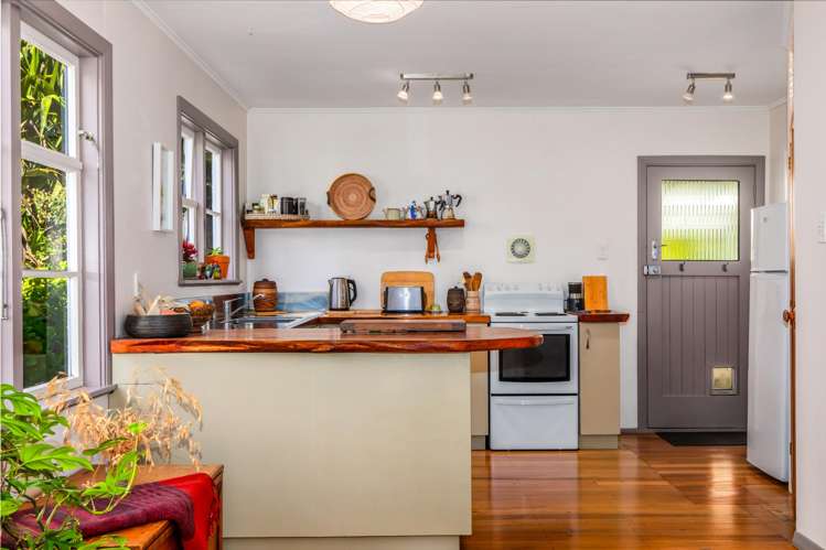 144 Hill Road Belmont_4