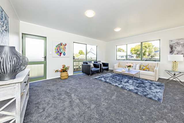 32 Barneys Farm Road Clendon Park_4