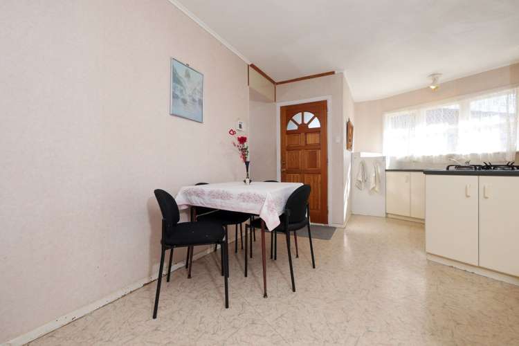 57 Kayes Road Pukekohe_6