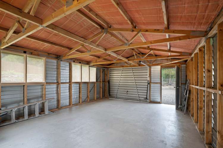 6 Athol Five Rivers Highway Lumsden Surrounds_17