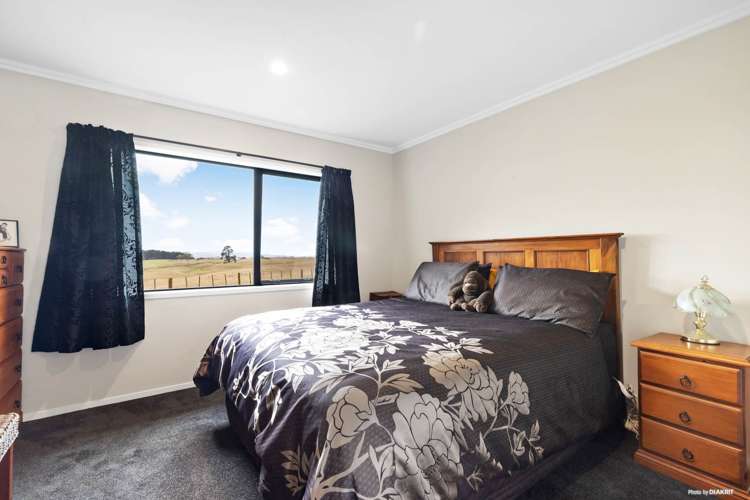 84 Wattle Road Hampton Downs_11