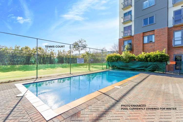 6D/17 Crown Lynn Place New Lynn_7