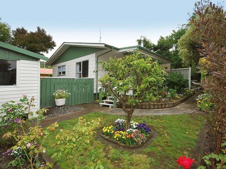 1 Kowhai Grove Featherston_0