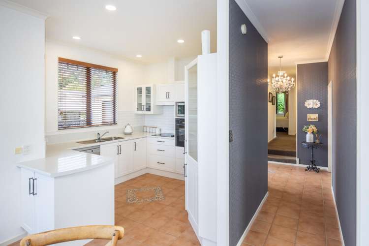 31 Aloma Way Glenview_17