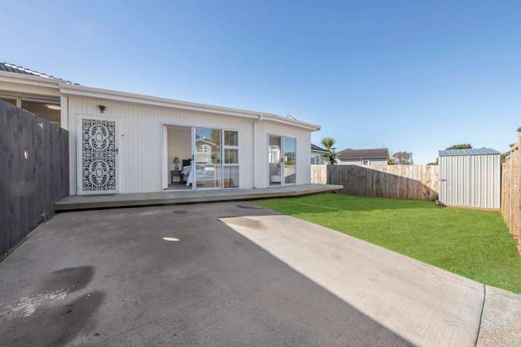 14 Okareka Place Pakuranga Heights_23