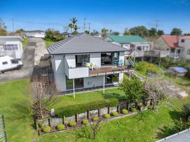 7 Moffat Road Red Beach_2