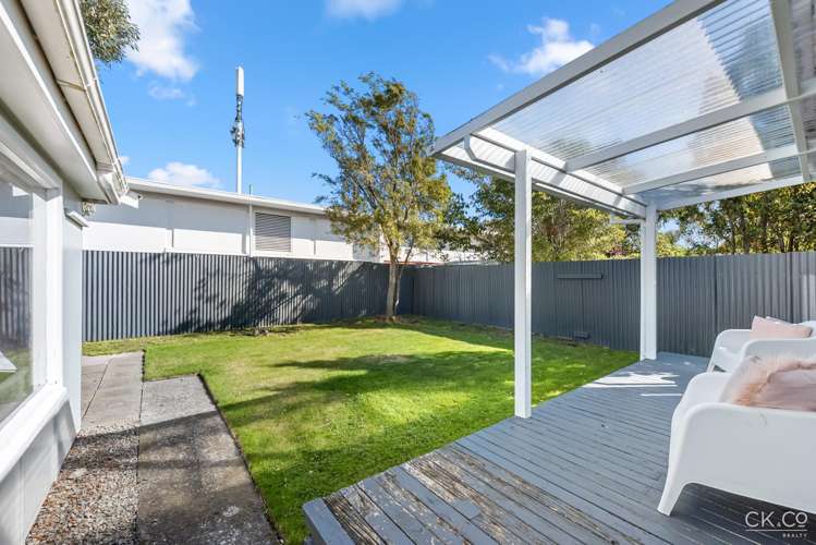 8 Huia Street Petone_15