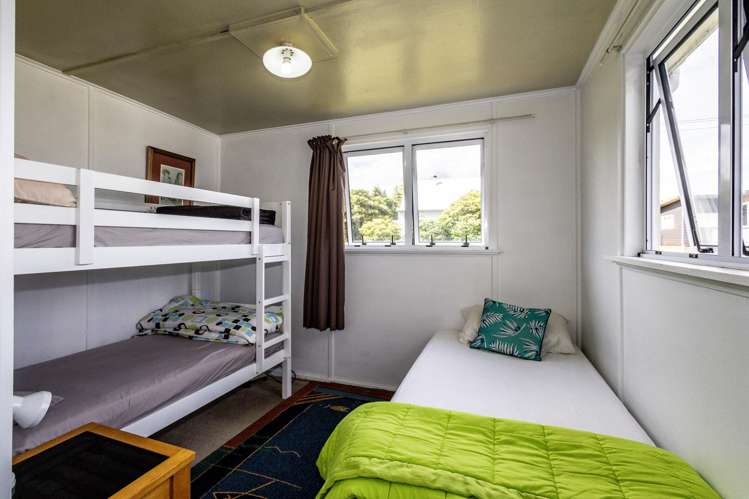 17 MacKenzie Street National Park_10