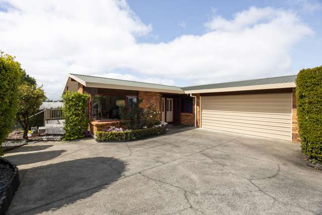 Private, Spacious & Beautifully kept!