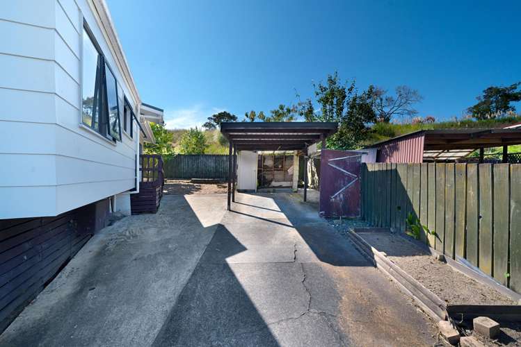 76A Chilcott Road Henderson_17