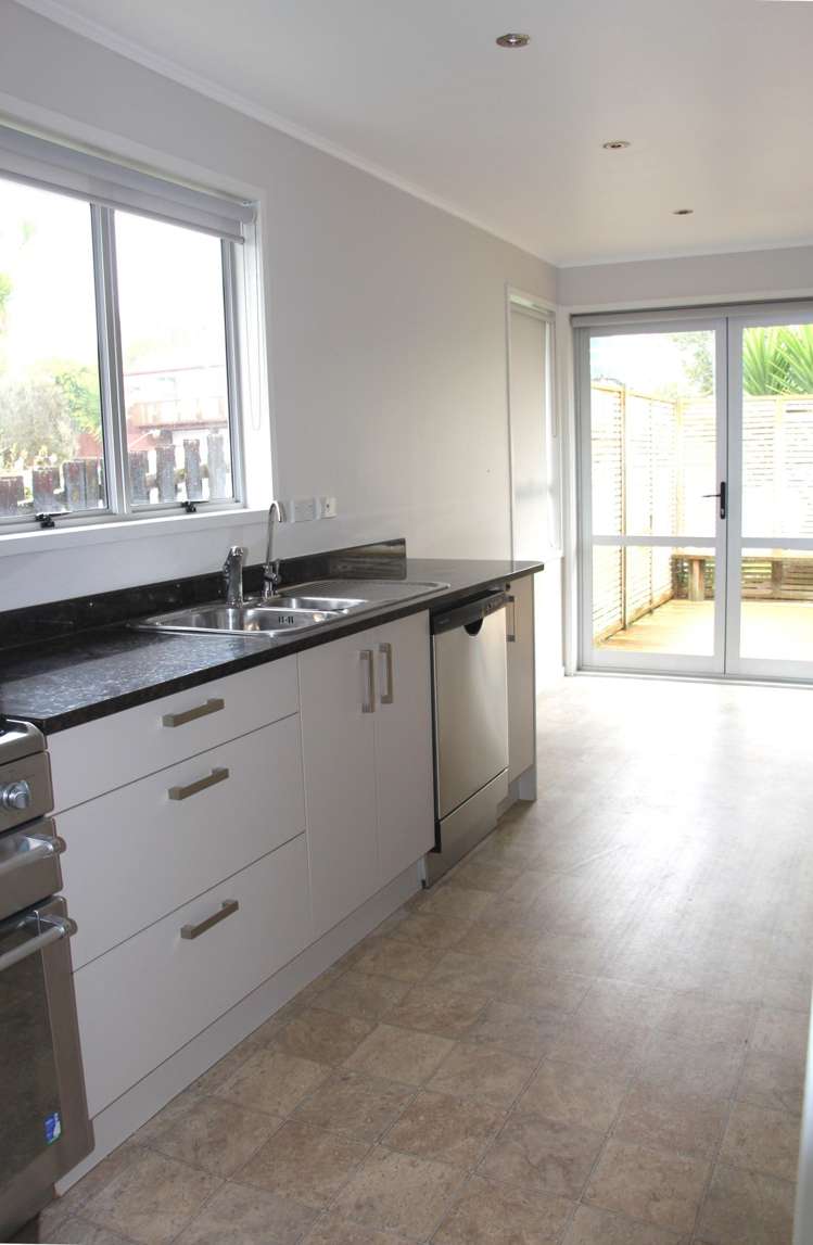 27 Lemnos Place Titirangi_7