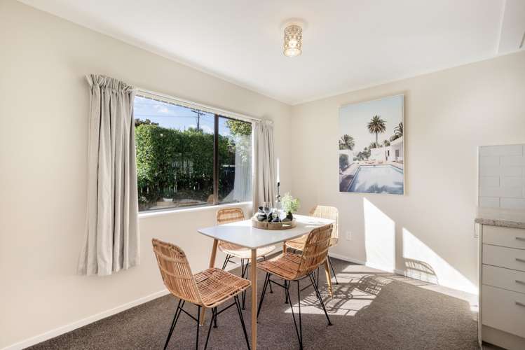 2 Yatton Street Greerton_10