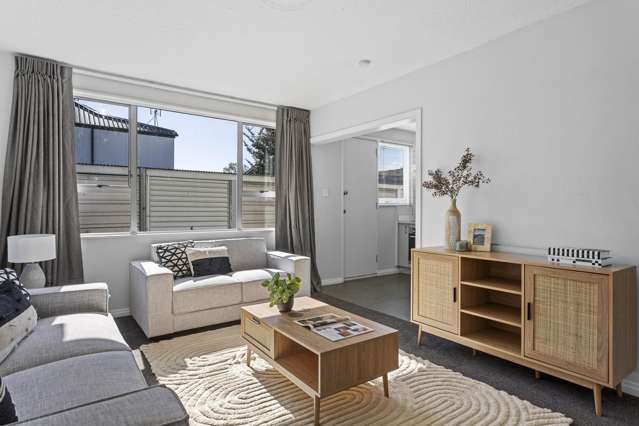 2/73 Clare Road Saint Albans_1