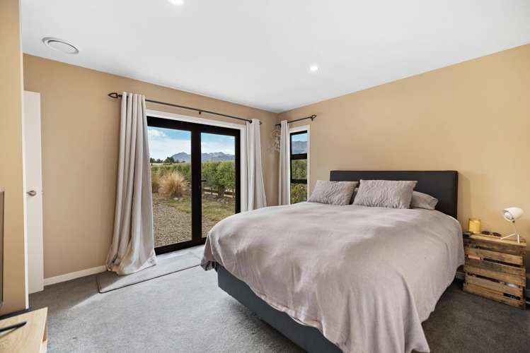 8 Dingle Street Lake Hawea_9