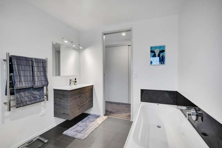 5D Vardon Way Waiwhakaiho_32