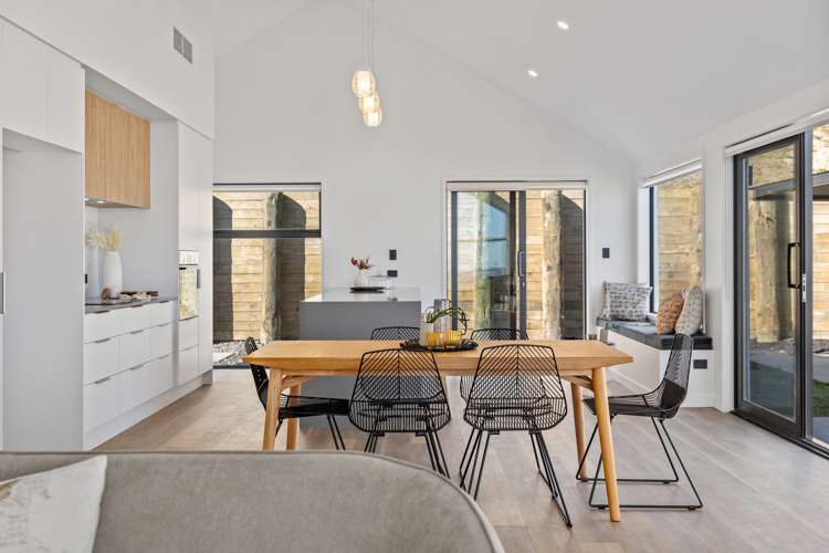 11 Holcombrooke Lane Welcome Bay_10