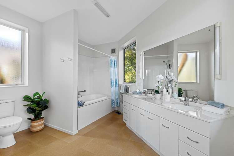 52 Beauvoir Avenue Matakatia_21