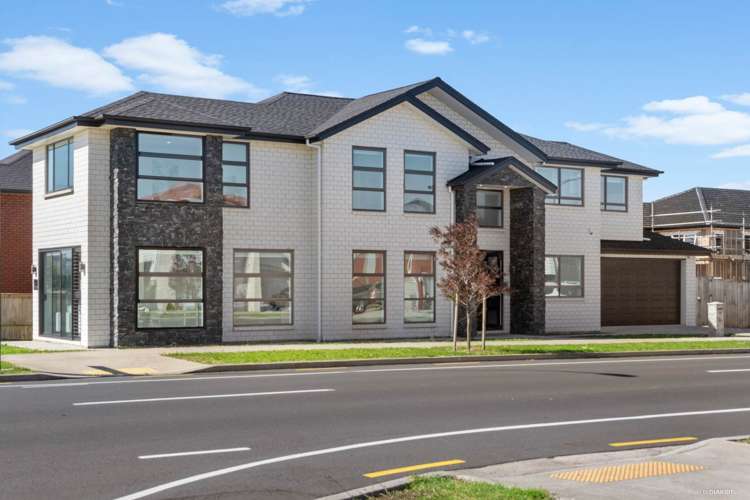 13 Hakinakina Drive Flat Bush_2