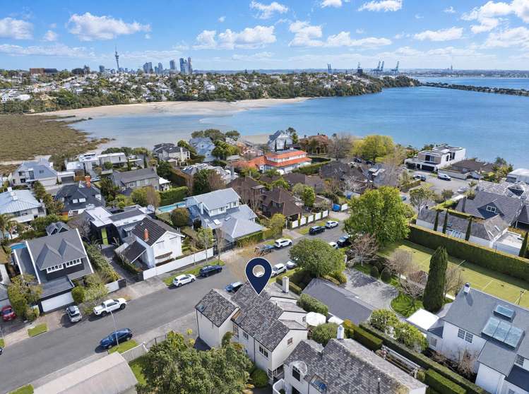 1/1 Burwood Crescent Remuera_17