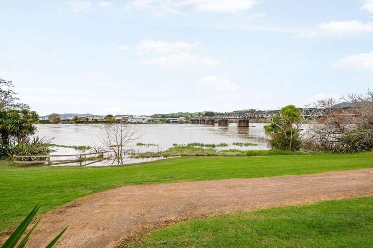 15 George Clay Place Huntly_16