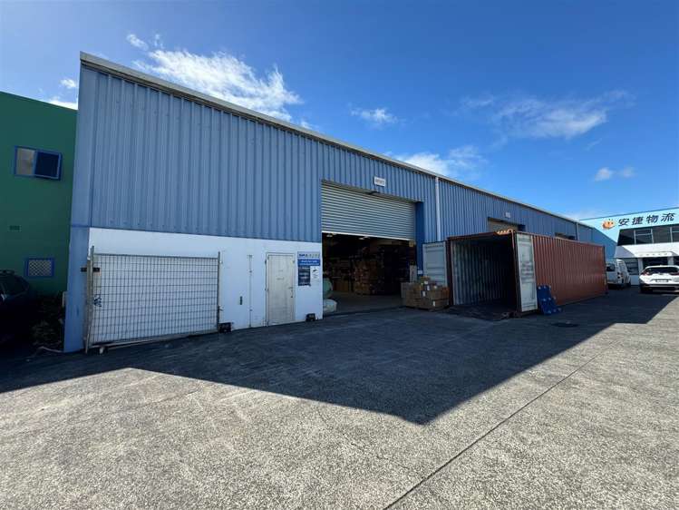 8a Rennie Drive Mangere_5