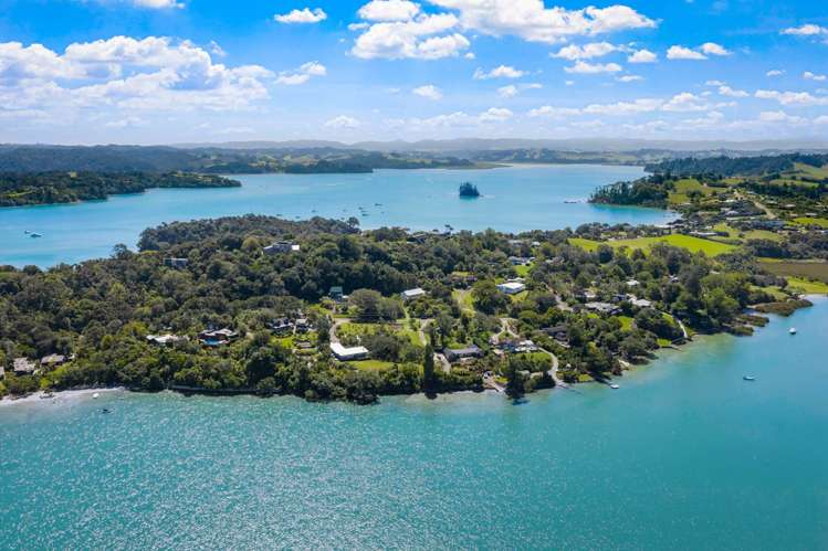 6 Young Street Mahurangi East_31