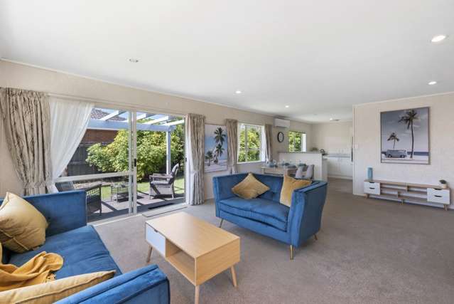 196 Lakeside Drive Orewa_1