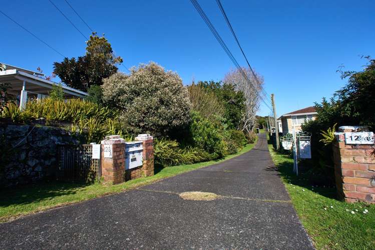 3/128A Taylors Road 1727_25