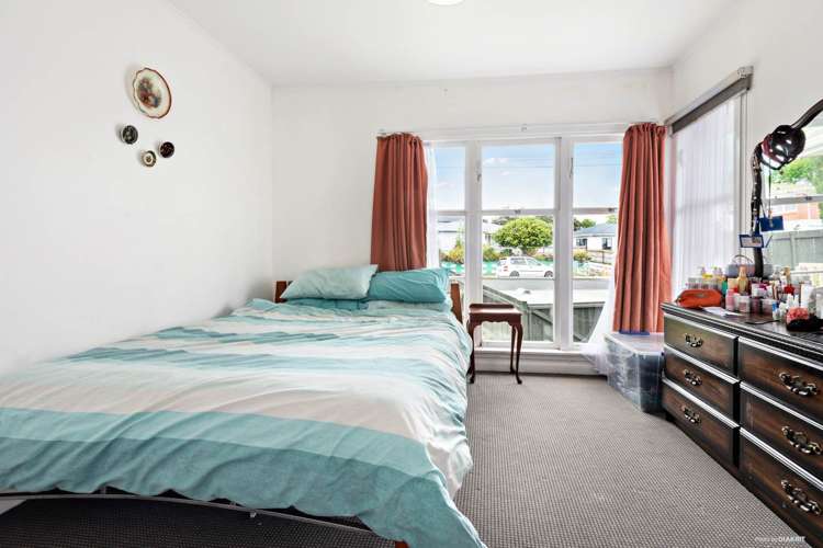 1/9 Nile Road Kelston_4