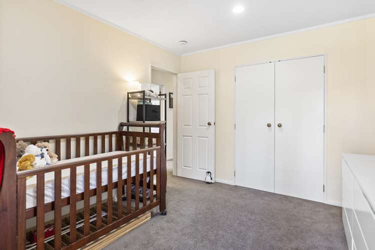 17 Sunny Dale Western Heights_13