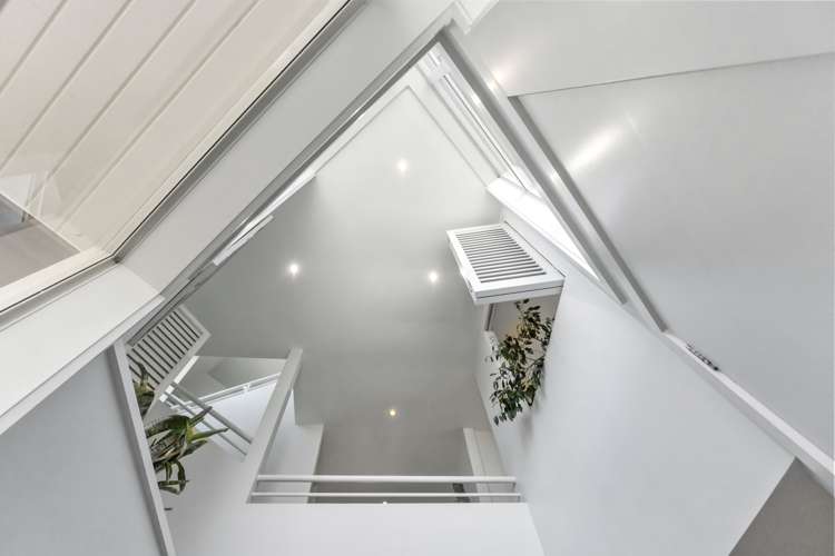 2/20 Gulf View Road Murrays Bay_18