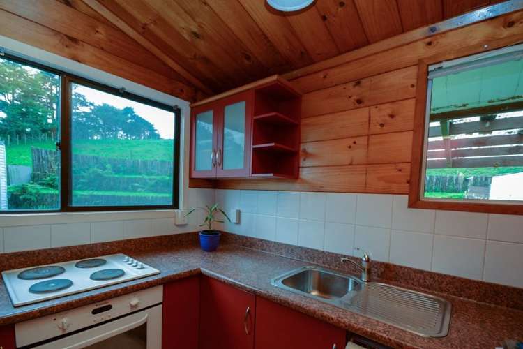 852 Upper Kina Road Opunake_8