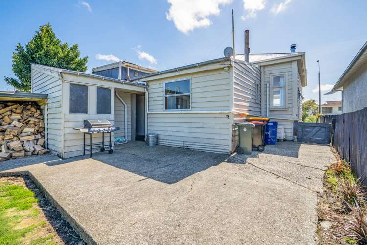 83 Lowe Street Avenal_21