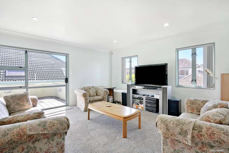 27b The Parade Bucklands Beach_13