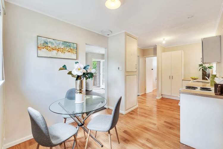 398 West Coast Road Glen Eden_8