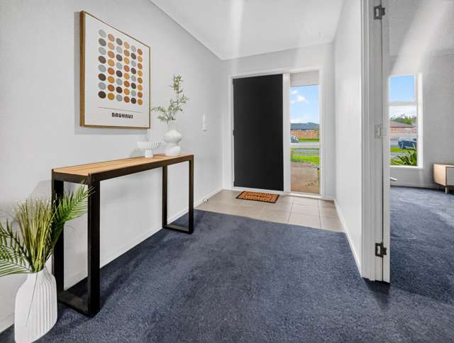 16 Aitkenhead Court Parakai_1